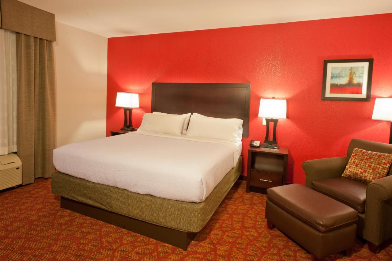 Holiday Inn Guin By Ihg Twin Buitenkant foto