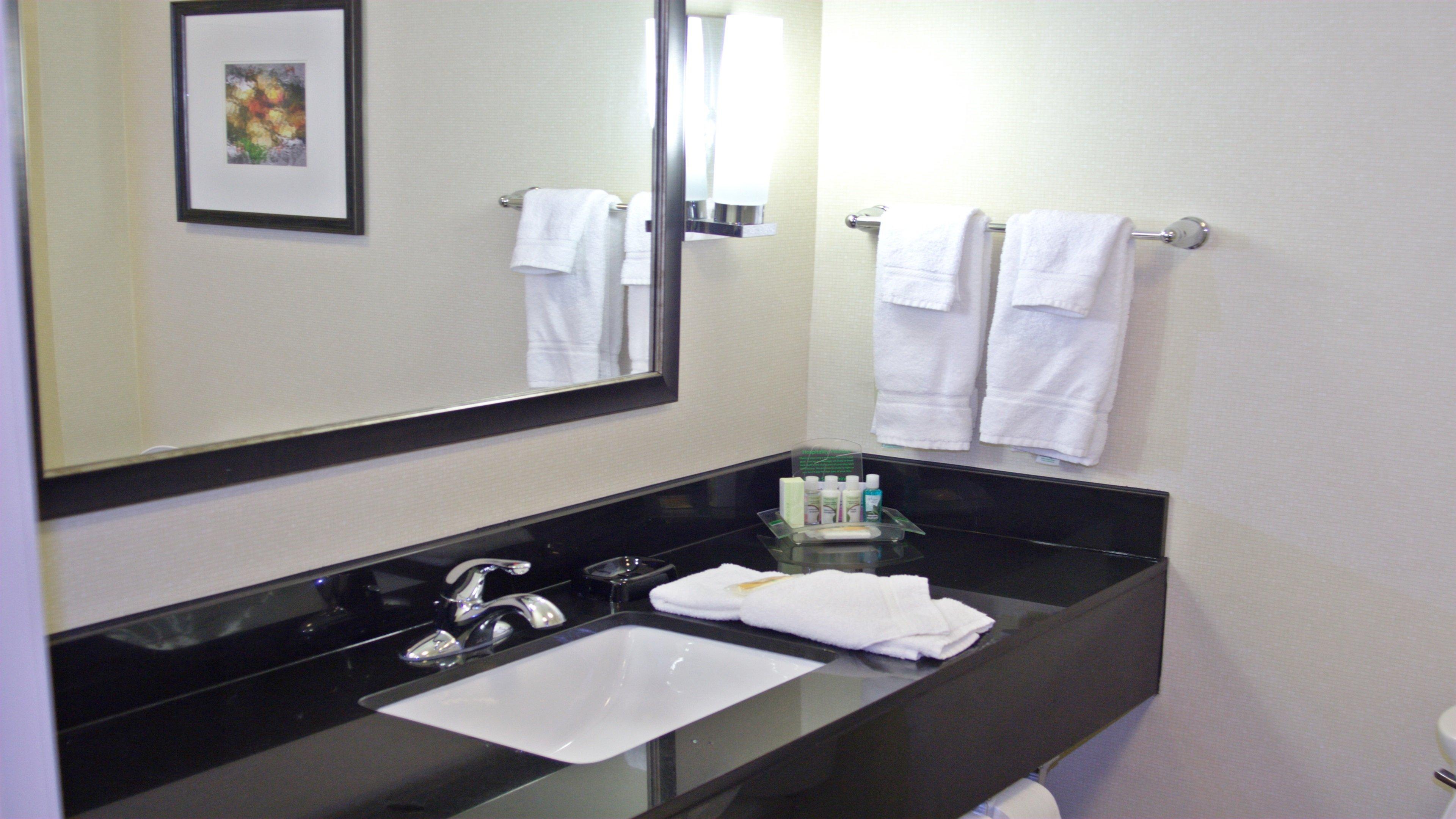 Holiday Inn Guin By Ihg Twin Buitenkant foto
